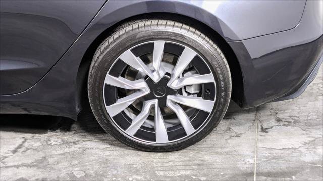 Used 2025 Tesla Model 3 Long Range RWD image 32