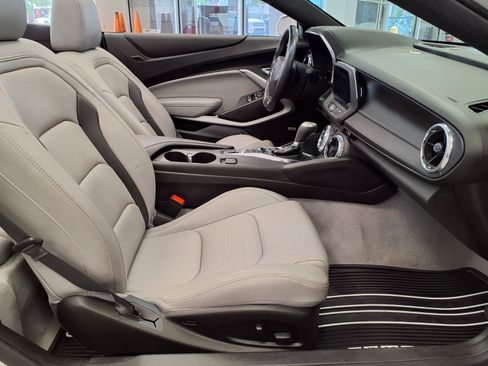 Used 2019 Chevrolet Camaro LT w/ RS Package RWD image 10