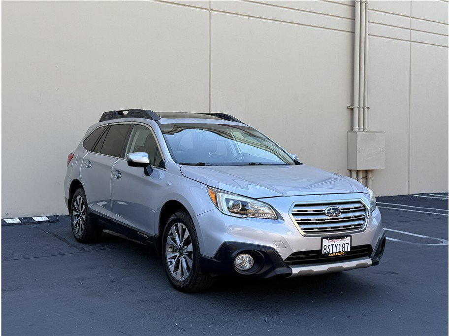 Used 2016 Subaru Outback 2.5i Limited AWD/4WD image 3
