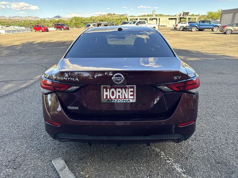 Used 2023 Nissan Sentra SV image 4