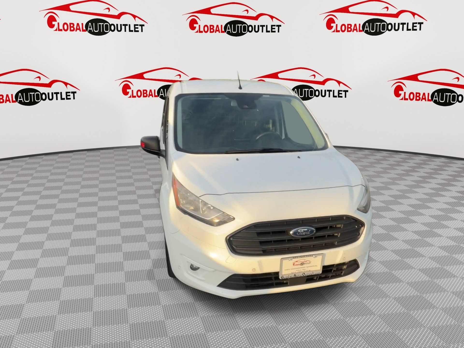 Used 2020 Ford Transit Connect XLT FWD image 3