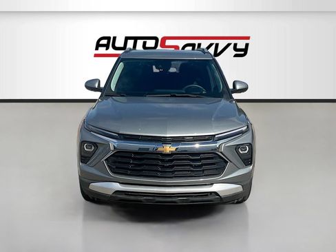 Used 2026 Chevrolet TrailBlazer LT FWD image 2