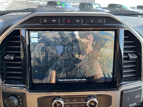 Used 2022 Ford F250 Lariat w/ Lariat Ultimate Package image 27