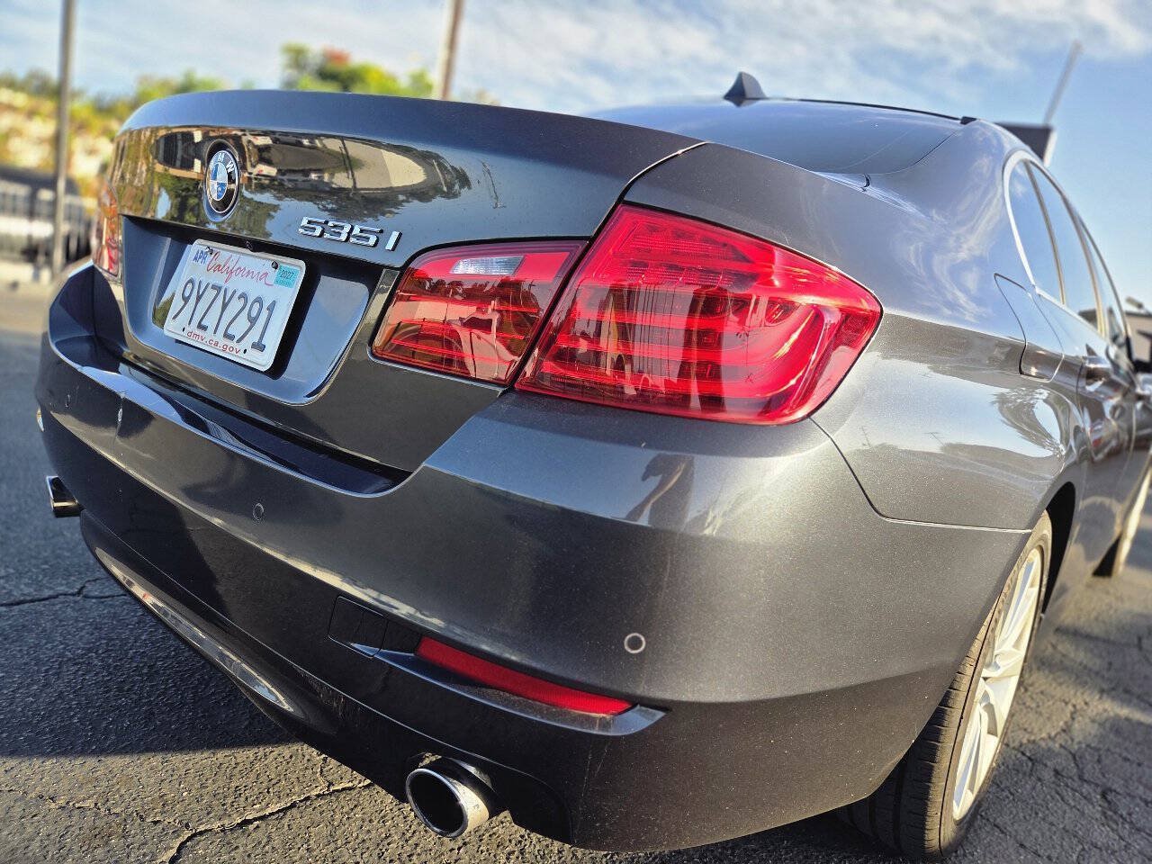 Used 2016 BMW 535i Sedan RWD image 11