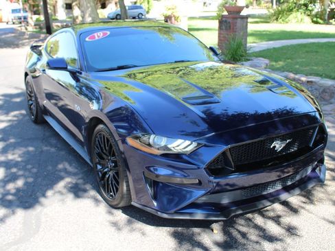 Used 2019 Ford Mustang GT Premium w/ GT Performance Package RWD image 45