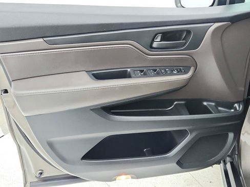 Used 2019 Honda Odyssey EX image 27