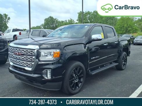 Certified 2022 GMC Canyon Denali w/ Denali Black Edition Package AWD/4WD image 1