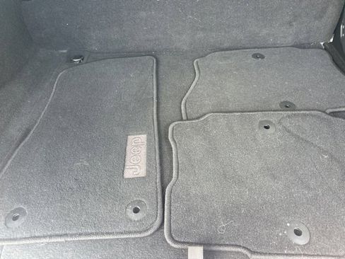 Used 2022 Jeep Wrangler Unlimited Sahara image 41