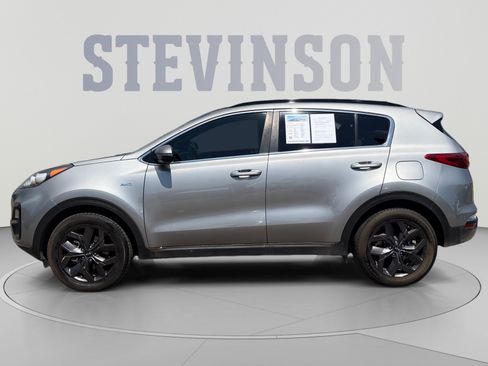Used 2020 Kia Sportage S w/ S Sunroof Package AWD/4WD image 2