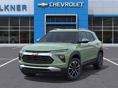 New 2026 Chevrolet TrailBlazer LT w/ Driver Confidence Package AWD/4WD image 6