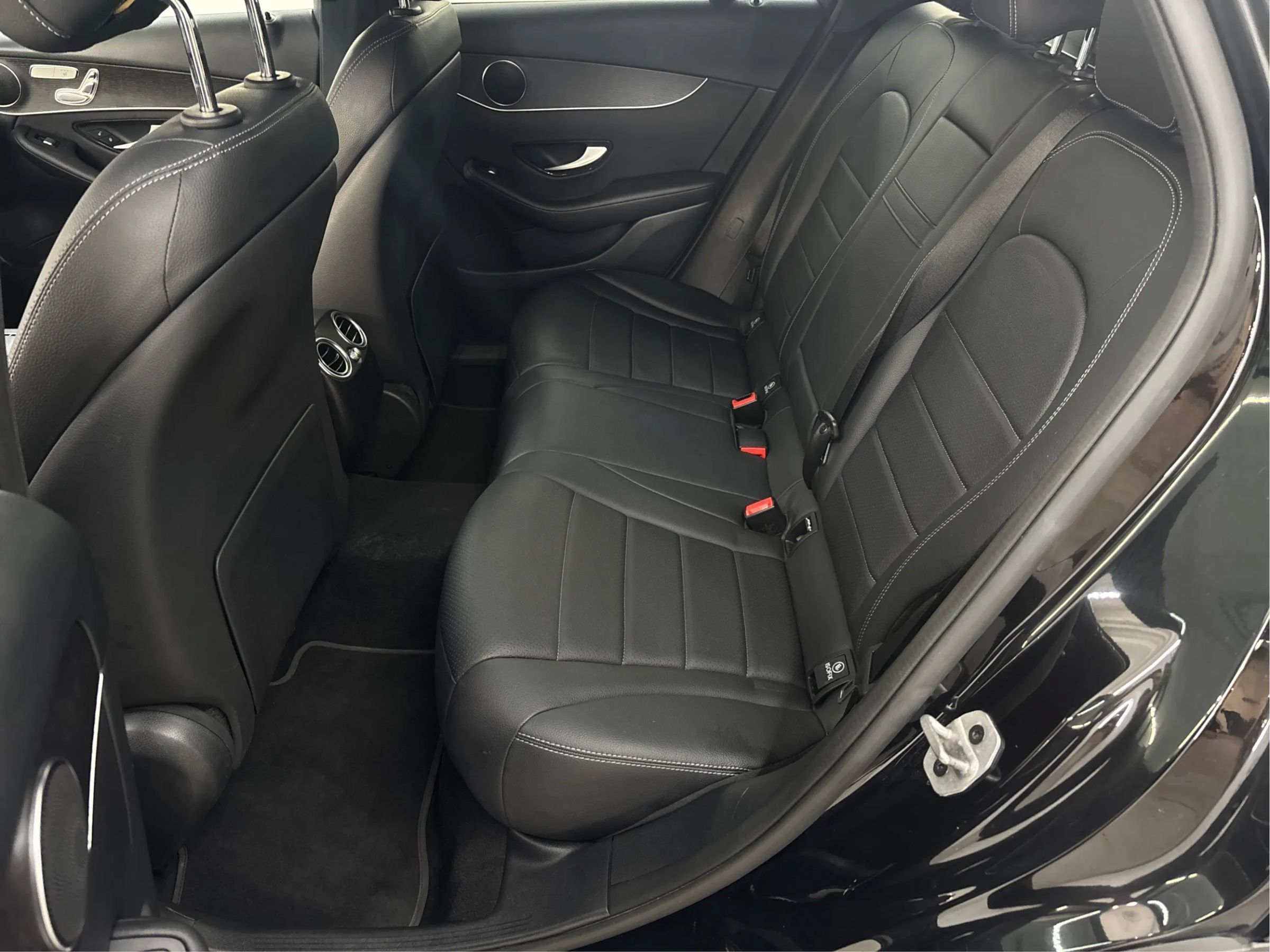 Used 2022 Mercedes-Benz GLC 300 4MATIC image 14