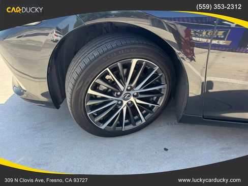 Used 2022 Lexus ES 300h w/ Premium Package FWD image 23