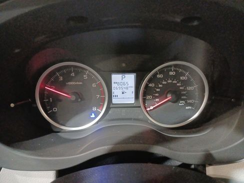 Used 2018 Subaru Forester 2.5i Premium w/ All-Weather Package image 10