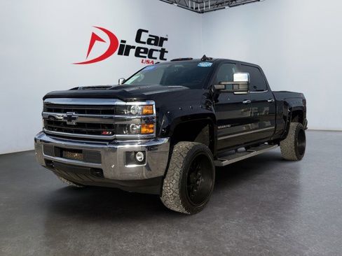 Used 2019 Chevrolet Silverado 2500 LTZ w/ Duramax Plus Package image 5