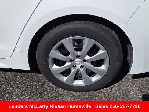 Used 2026 Toyota Corolla LE image 12