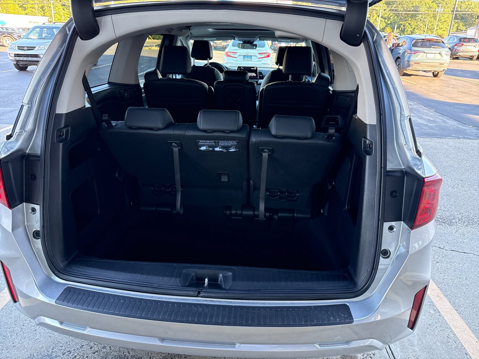 Used 2025 Honda Odyssey EX-L image 16
