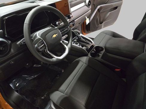 New 2026 Chevrolet Colorado LT image 18