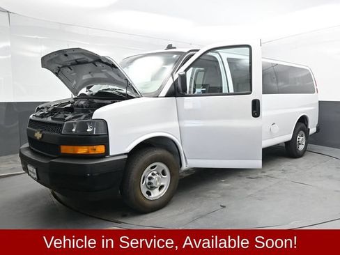 Used 2024 Chevrolet Express 3500 LS RWD image 41