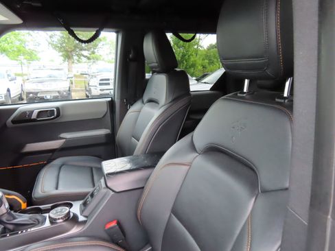 Used 2023 Ford Bronco Badlands AWD/4WD image 29