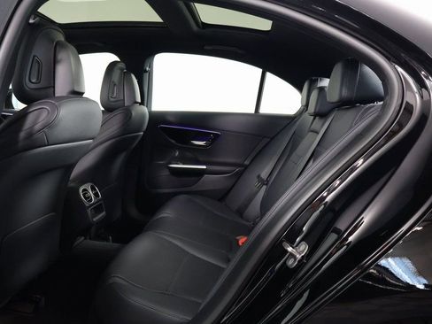 Used 2025 Mercedes-Benz C 300 Sedan image 11