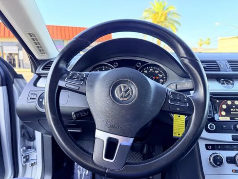 Used 2014 Volkswagen CC R-Line image 10