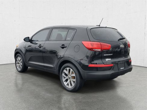 Used 2016 Kia Sportage LX image 5