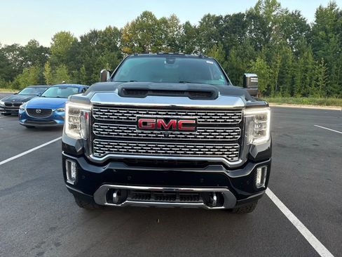 Used 2022 GMC Sierra 2500 Denali w/ Denali Ultimate Package AWD/4WD image 2