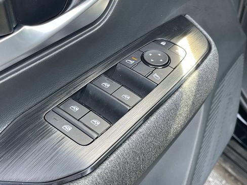 New 2026 Nissan Kicks SV w/ SV Premium Package AWD/4WD image 18
