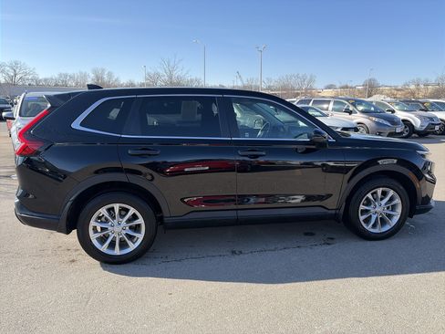 Certified 2024 Honda CR-V EX image 4
