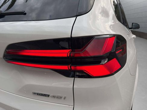 Used 2024 BMW X5 sDrive40i w/ M Sport Package image 29