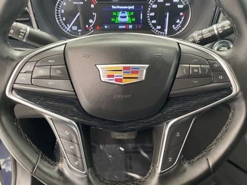 Used 2025 Cadillac XT5 Premium Luxury image 46