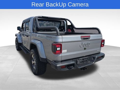 Used 2020 Jeep Gladiator Overland AWD/4WD image 4