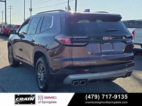 Used 2025 GMC Acadia Elevation AWD/4WD image 5