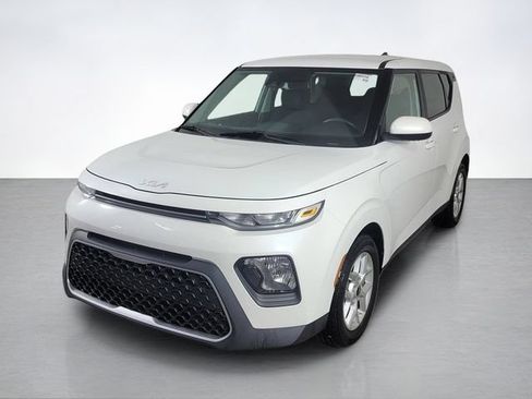 Used 2022 Kia Soul S FWD image 7