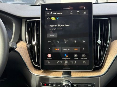 New 2026 Volvo XC60 B5 Plus w/ Protection Package Premier image 8