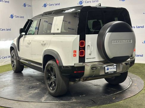 Used 2022 Land Rover Defender 110 AWD/4WD image 5