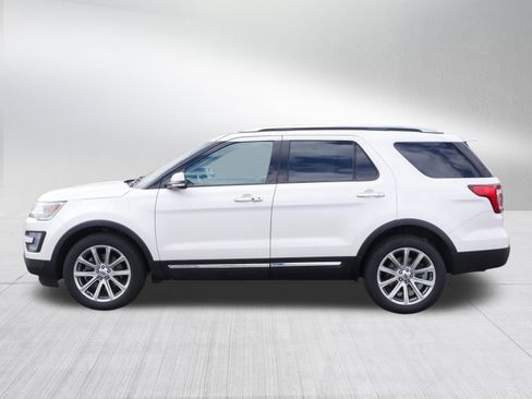 Used 2017 Ford Explorer Limited AWD/4WD image 4