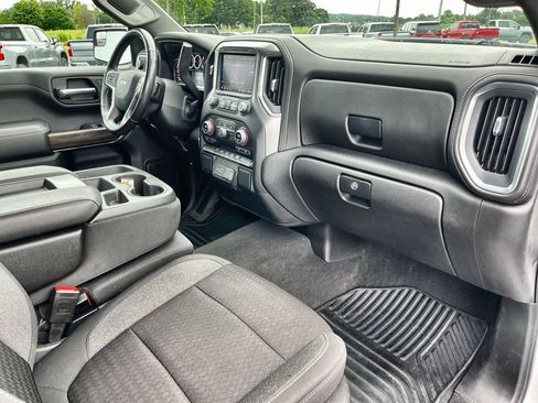 Used 2022 Chevrolet Silverado 1500 LT AWD/4WD image 27