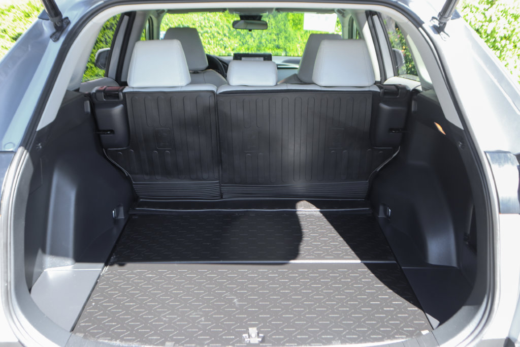 Used 2019 Toyota RAV4 XLE FWD image 8