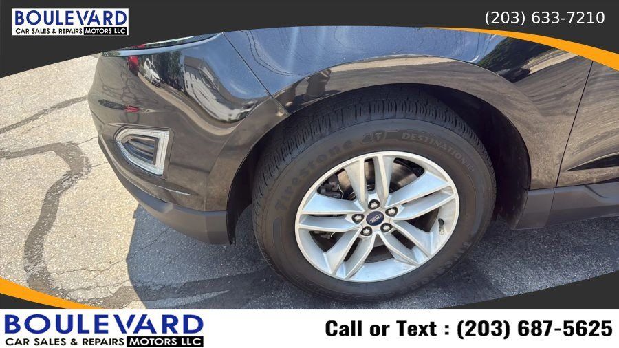 Used 2018 Ford Edge SEL w/ Equipment Group 201A AWD/4WD image 9