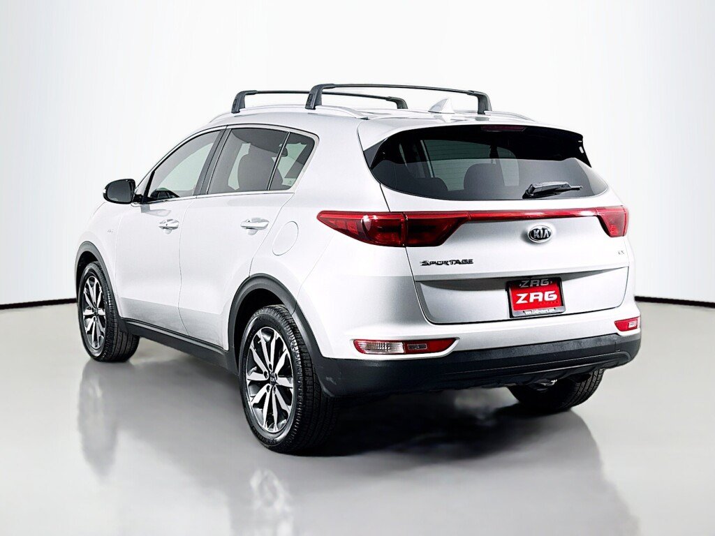 Used 2018 Kia Sportage EX AWD/4WD image 3