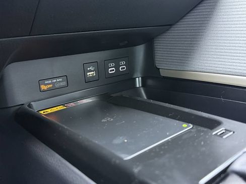 Used 2026 Toyota Camry SE w/ Multimedia Upgrade Package FWD image 21