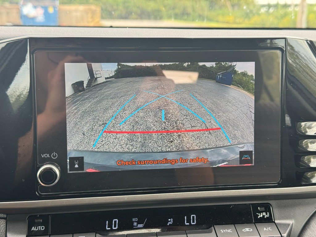 Used 2026 Toyota Camry LE FWD image 30