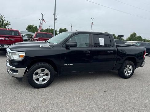 Used 2021 RAM 1500 Big Horn AWD/4WD image 3