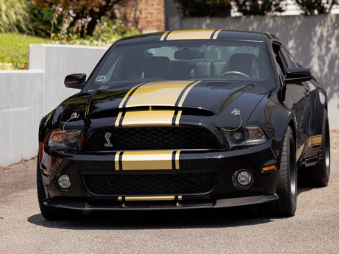 Used 2012 Ford Mustang Shelby GT500 w/ SVT Performance Pkg image 15