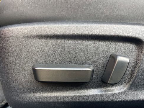 Used 2023 Lexus IS 300 w/ Comfort Package image 12