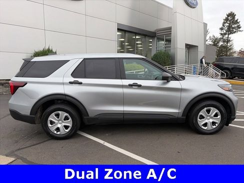Used 2025 Ford Explorer 4WD Police Interceptor image 8