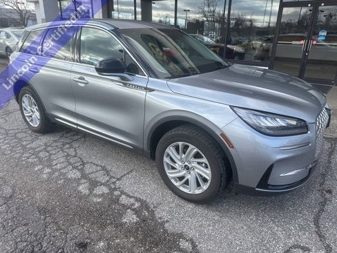 Certified 2024 Lincoln Corsair FWD image 4