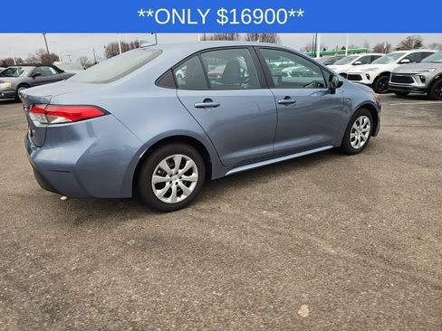 Used 2024 Toyota Corolla LE image 18