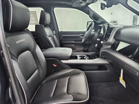 New 2026 RAM 1500 Laramie AWD/4WD image 34